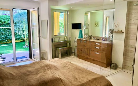 Master Bedroom & Loft Style Bathroom