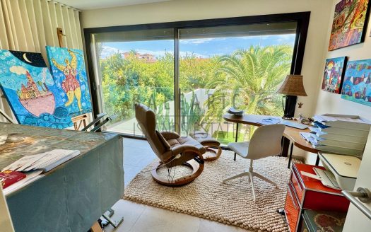 Upper Floor Bedroom II